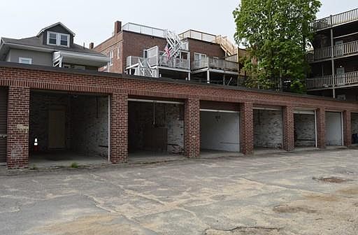 2nd image of 404 K St #6