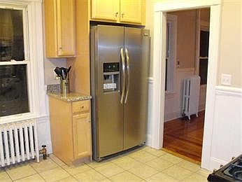 2nd image of 80 Oak St #80