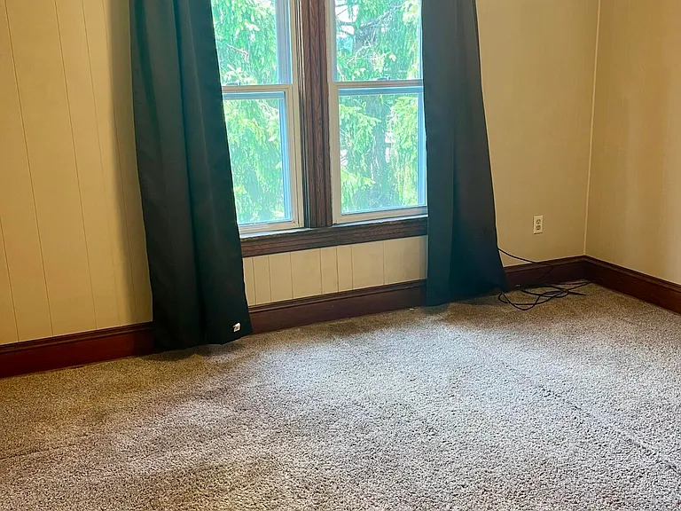 625 Pleasant Ave #2 — Photo 9