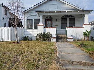 1st image of 2627 Wisteria St #1