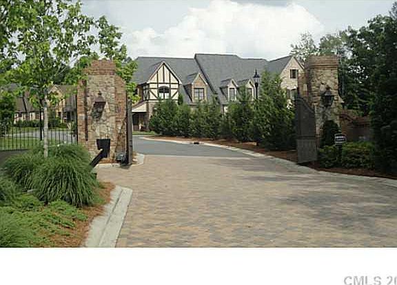 2nd image of 6222 Fletcher Cir #34E