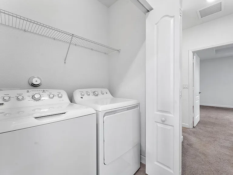12756 Anthorne Ln — Photo 28