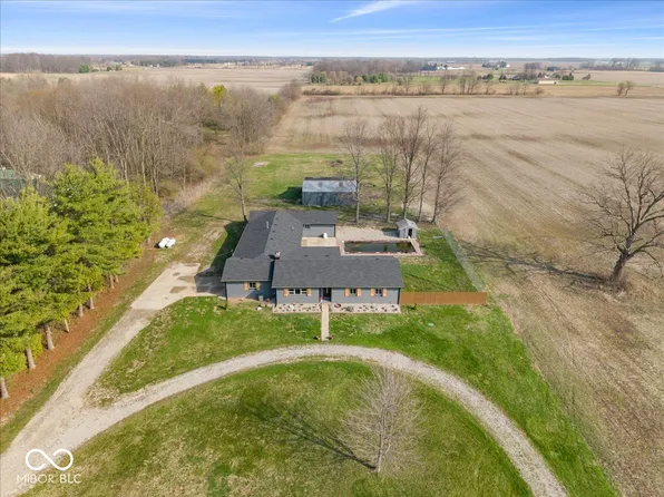 732 W 700 N, Fortville, IN 46040