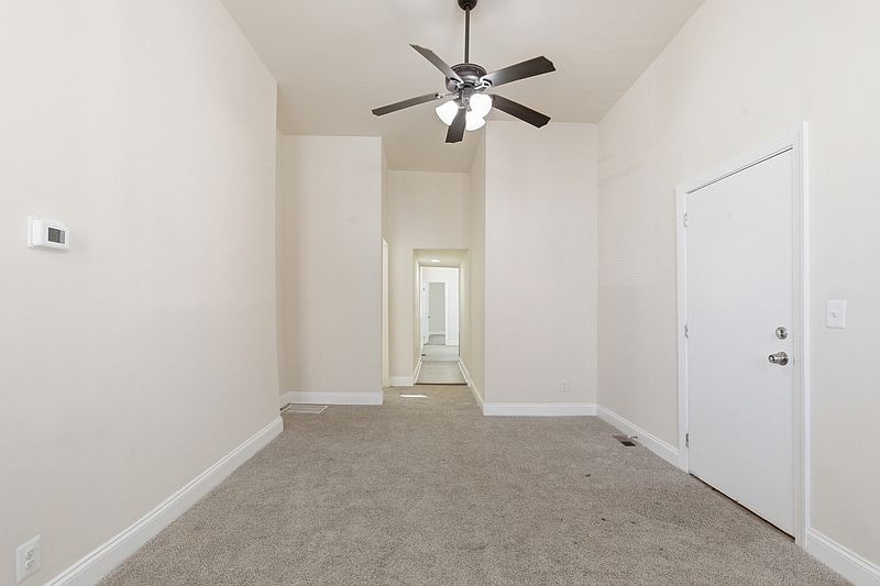 1st image of 910 N Arlington Ave APT 1