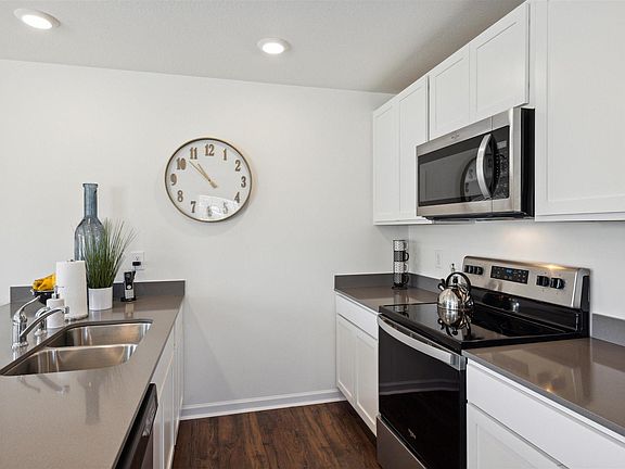 2nd image of 231 Mickelson Pl