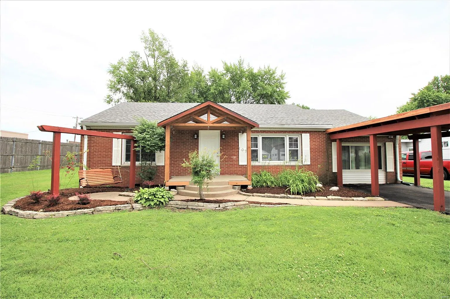 107 Frey Ln photo 1
