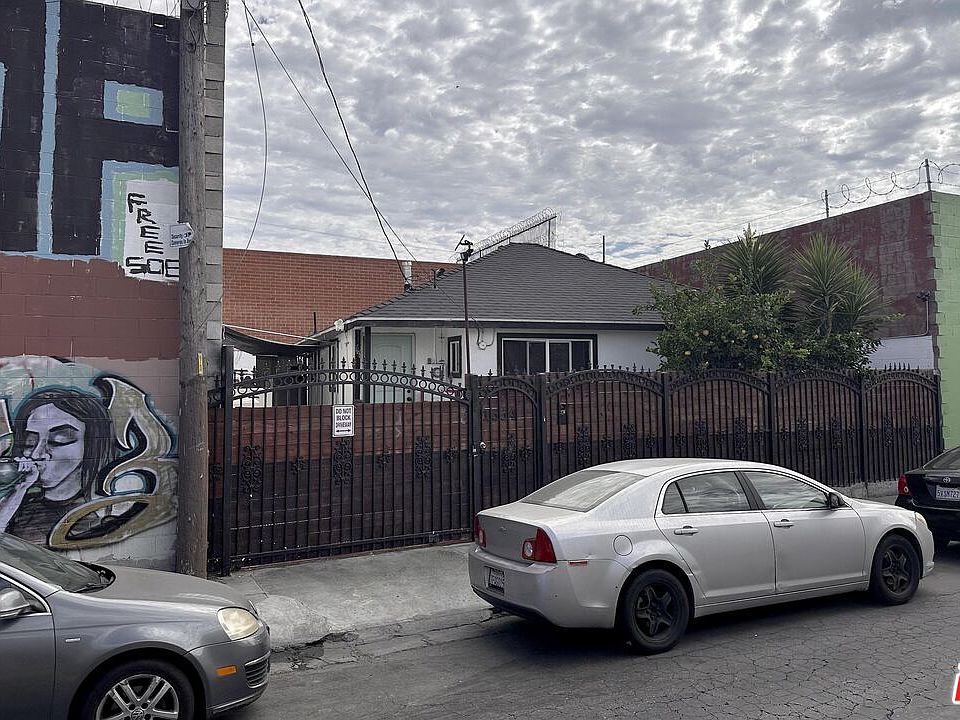 1st image of 1554 E 24th St
