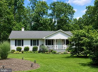 7390 Monroe Dr, King George, VA 22485