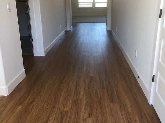 4th image of 5408 NE 134th St
