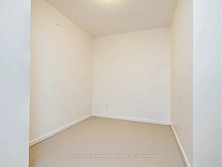 43 Goodwin Dr #307 — Photo 23