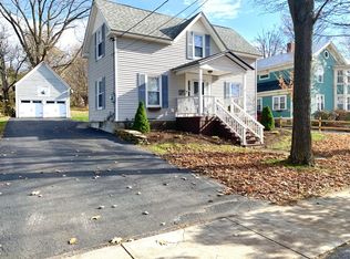 45 Messenger St, Saint Albans, VT 05478