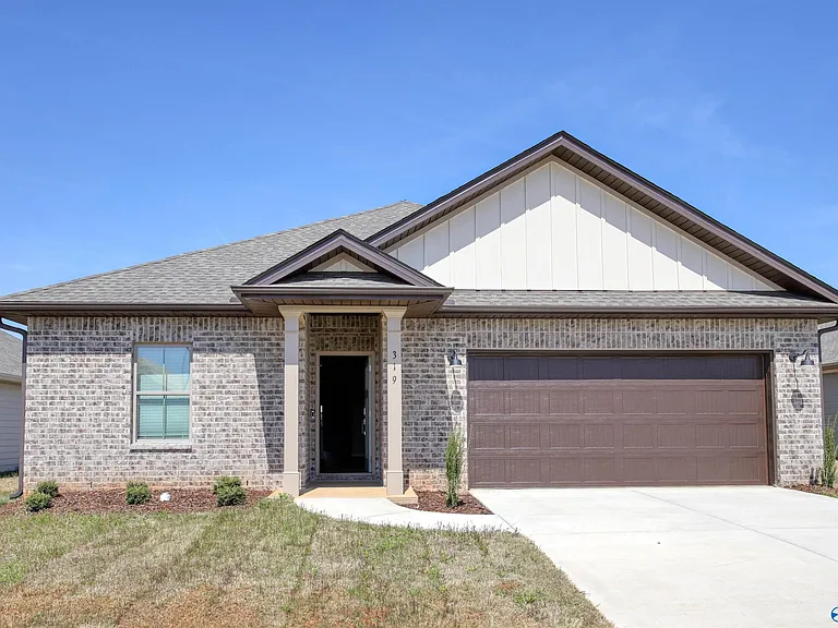 319 Allene Way — Photo 1
