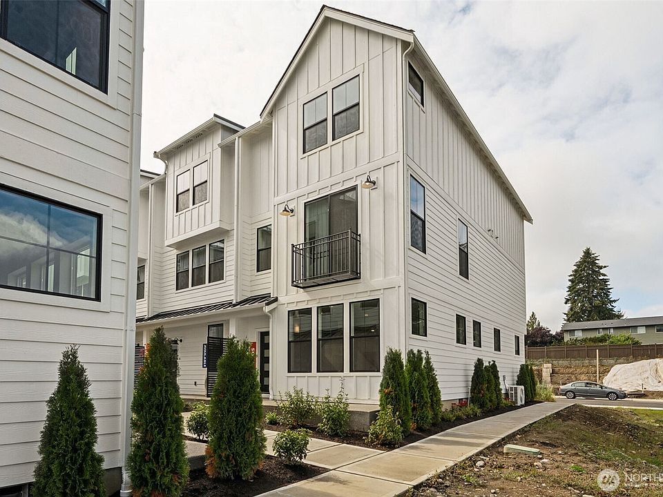 1st image of 12075 127th Avenue Ct E