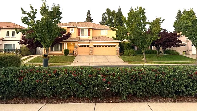 5 bed, 3506 sqft, $3,750 — Photo 4