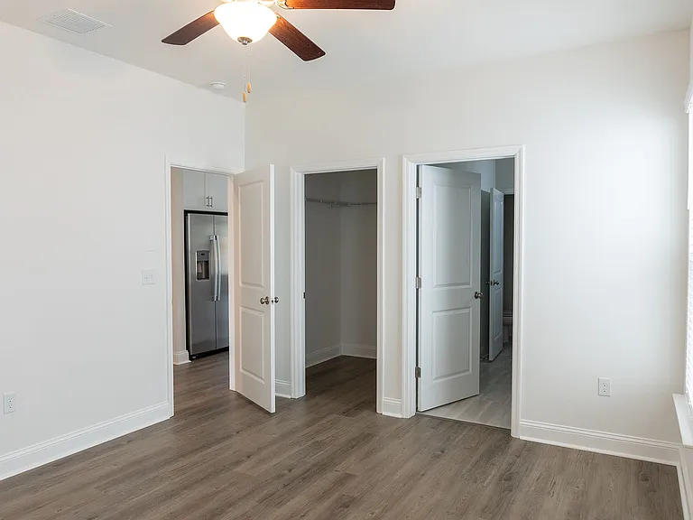 1414 Landon Hills Dr — Photo 6