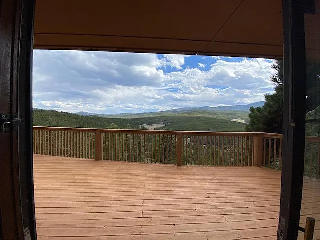 Slider from living/dining to deck.