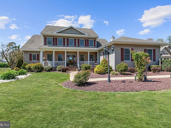 4th image of 122 Riverview Dr