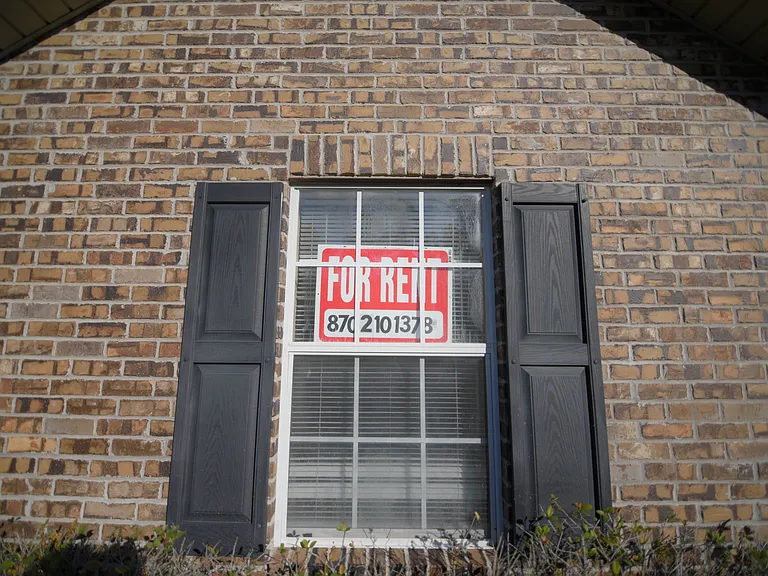 2506 Redwood St — Photo 3