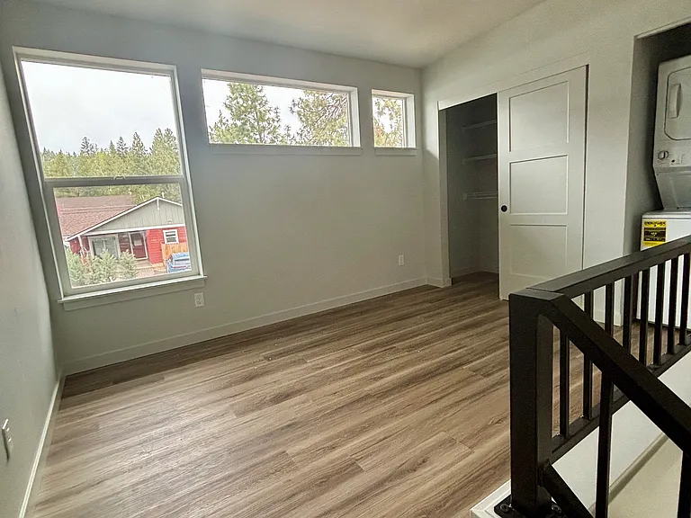 1302 NW Knoxville Blvd #501 — Photo 7