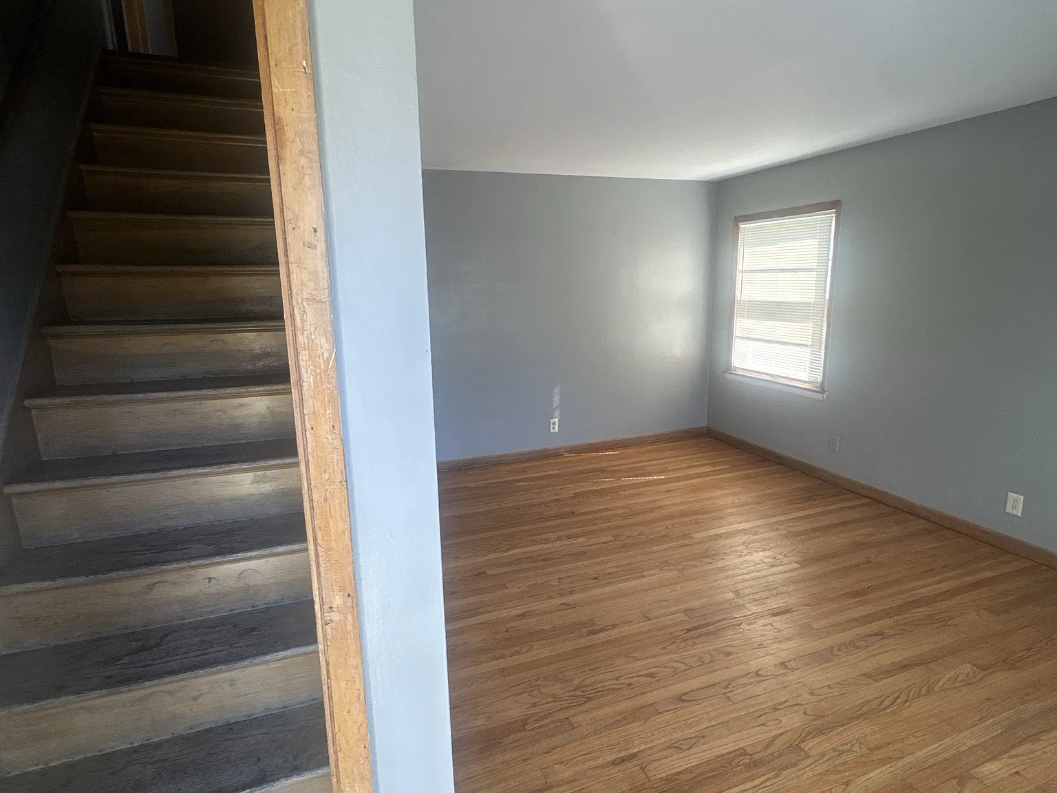 4 bed, 2.5 bath, 1197 sqft, $1,900 — Photo 3
