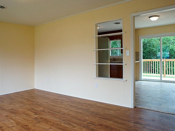 3rd image of 6159 Skyview Cir