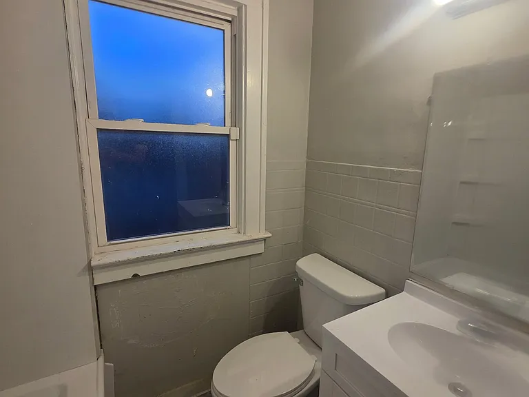 550 Sheldon Ave — Photo 4