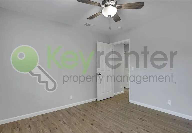 8256 Manhart Way — Photo 17