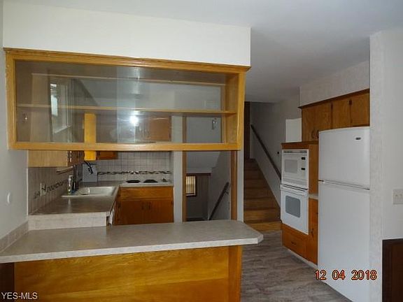5th image of 1798 Gless Ave