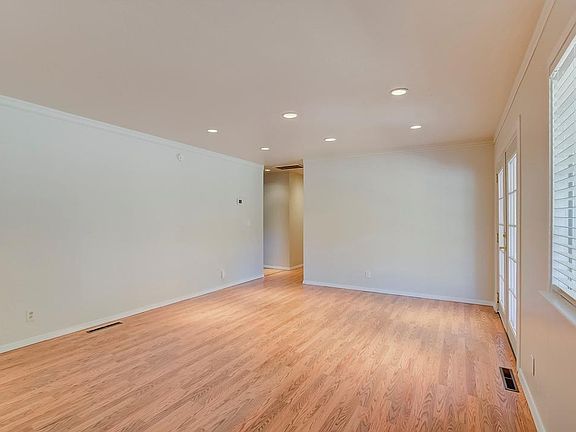 4th image of 1511 Lupine Drive
