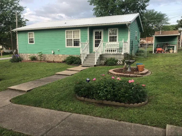 214 S Broadway, Afton, OK 74331