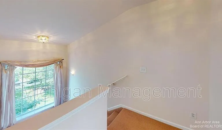 3107 Promenade Cir — Photo 5