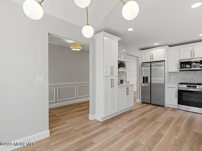 11 Archer Sq — Photo 5