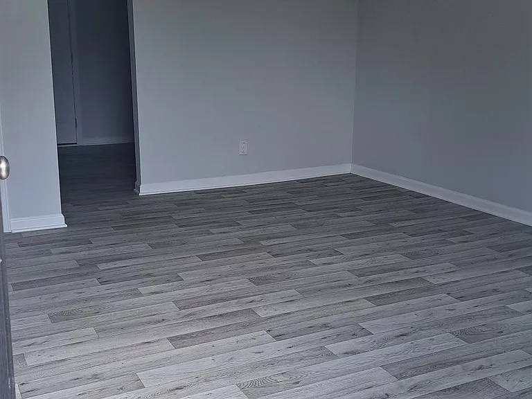 2105 North Dr #2 — Photo 12