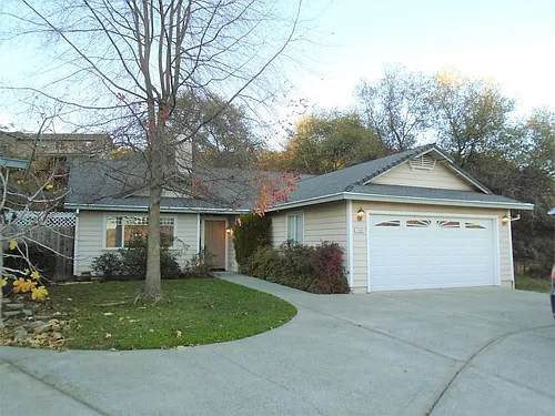 Westwood Dr Photo 1