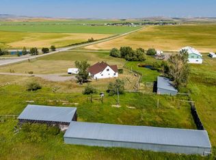 1411 Broadview St #3, Pincher Creek, AB T0K1W0