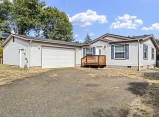 475 3rd St, Elkton, OR 97436
