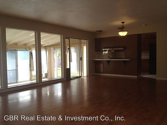 5th image of 6850 Oak Ave