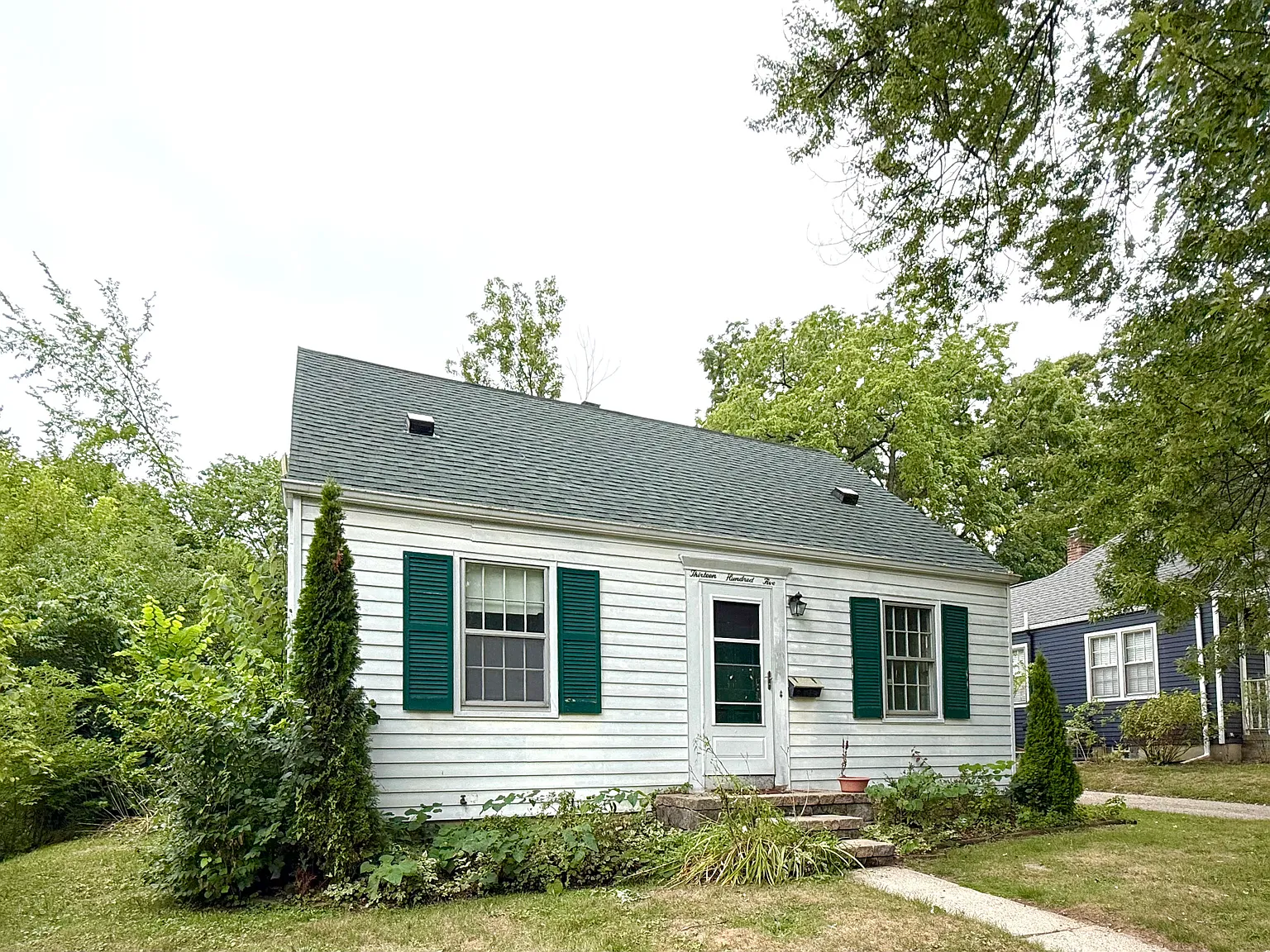 4 bed, 1352 sqft, $2,900 — Photo 3