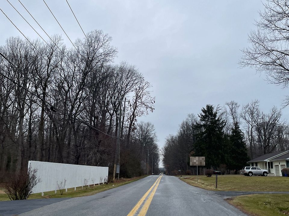 2nd image of 1356 Alley Mill Rd
