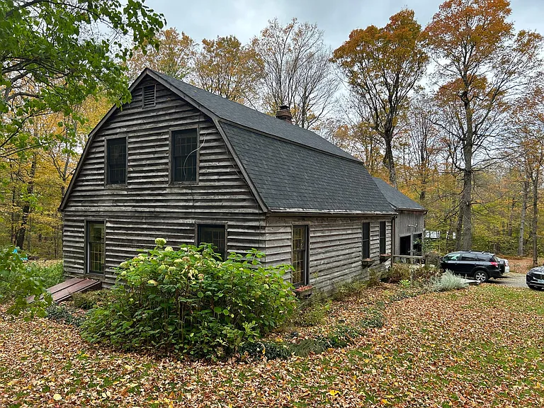 1504 Nelson Hill Rd — Photo 1