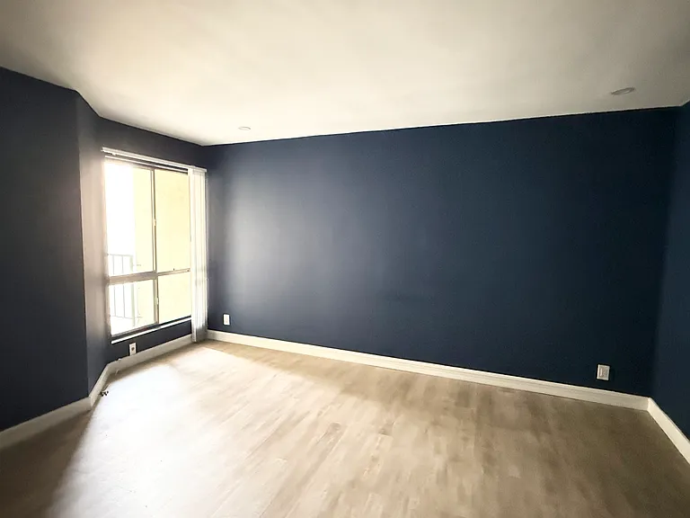 1209 N Kings Rd #209 — Photo 14