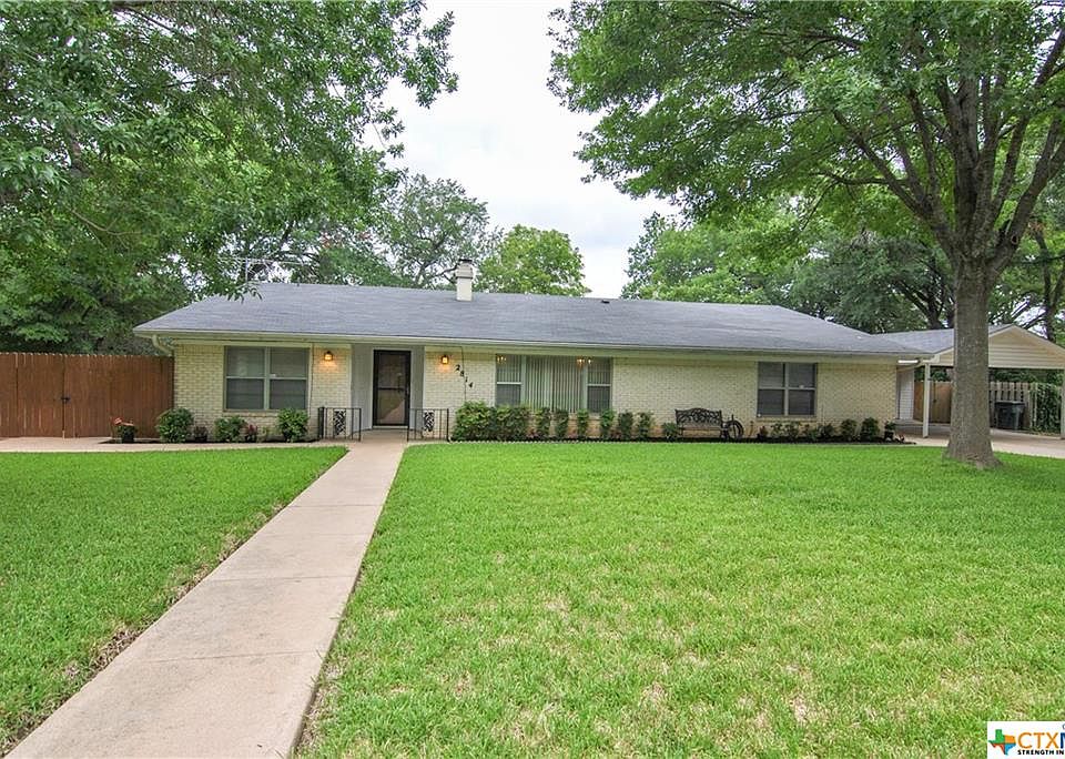 1st image of 2814 Birdcreek Dr