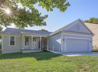 15403 W 155th Ter, Olathe, KS 66062