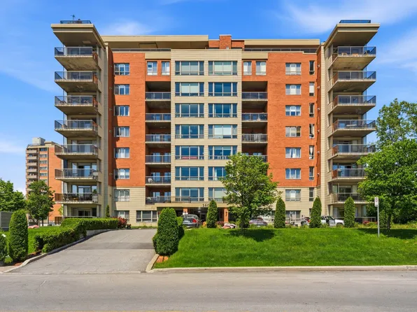 160 Rue Khalil Gibran #605, Montreal, QC H4N 0A9