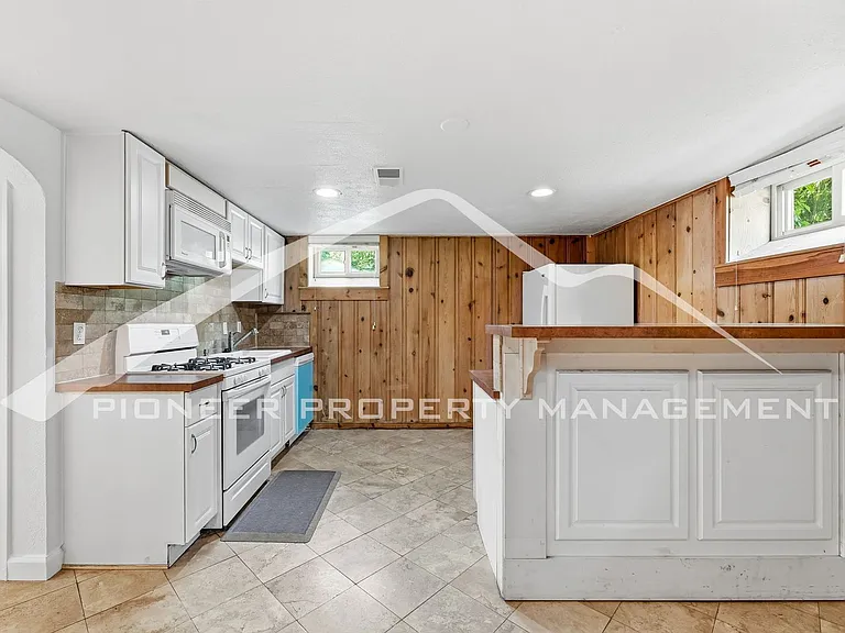 4717 W 31st Ave — Photo 14