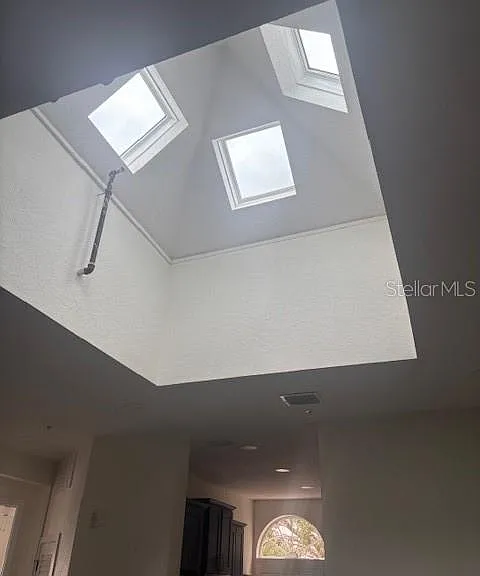 101 W Court St #C — Photo 7