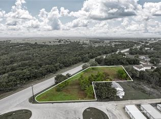 77 Highway Hwy, Lott, TX 76656