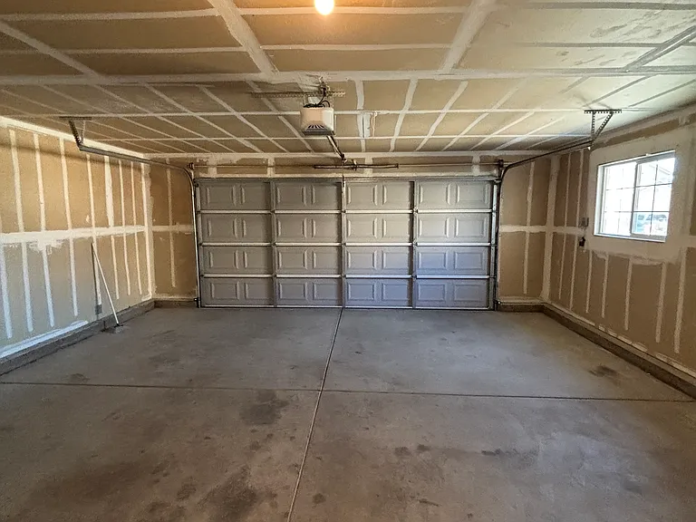 1017 Sun Meadow Dr — Photo 27