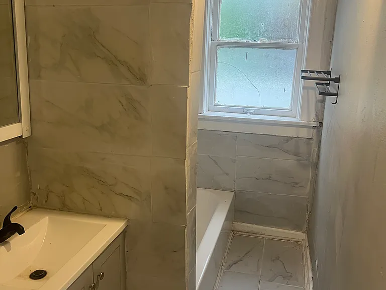 5311 Wells Ave — Photo 4