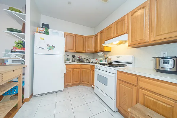 Rented by Voro NYC | media 23